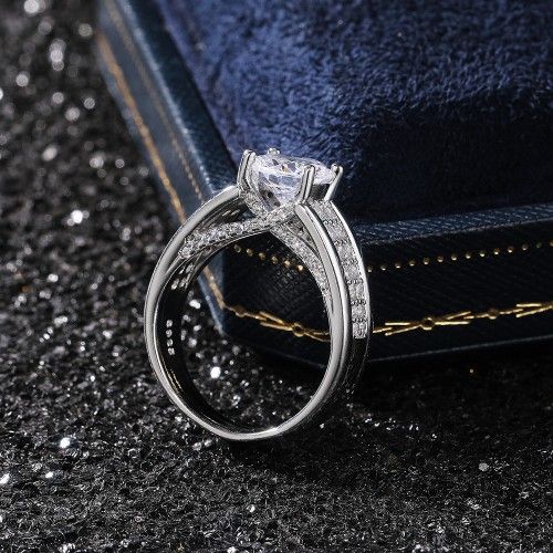 "Luxury Round Diamond Shiny CZ Dainty Wedding Ring for Women, K792