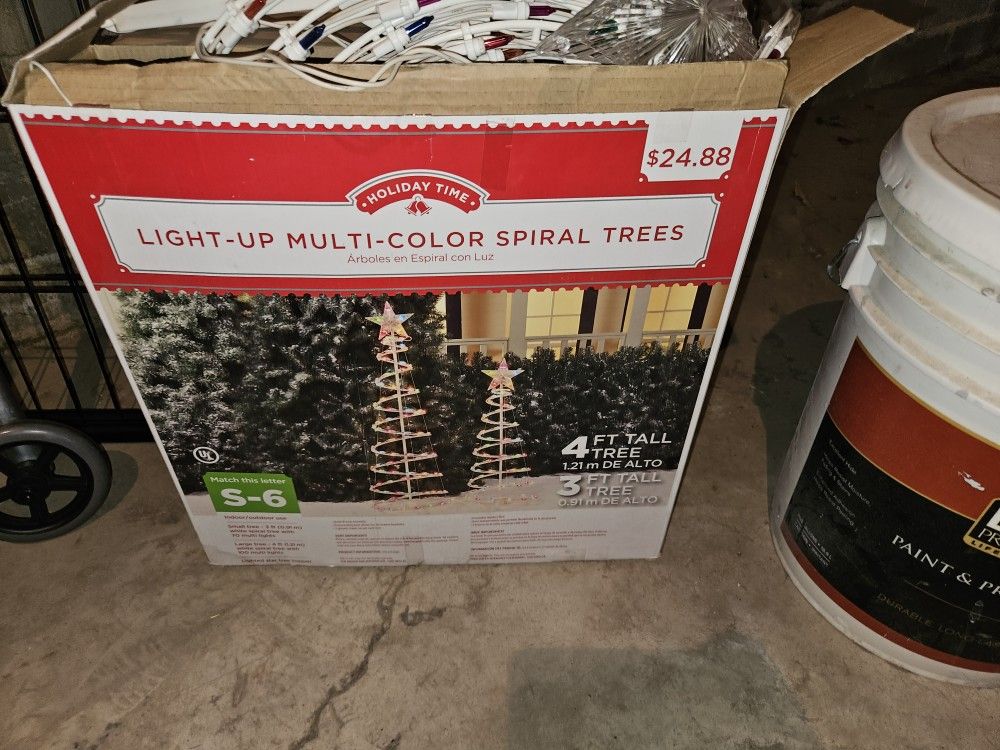 2 Christmas Trees Light Up Yard Decor