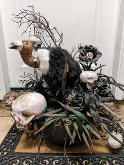 Xlarge Turkey Vulture Halloween Display