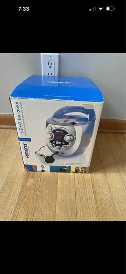Memorex CD-G karaoke system