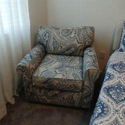 Oversized Swivel Chair