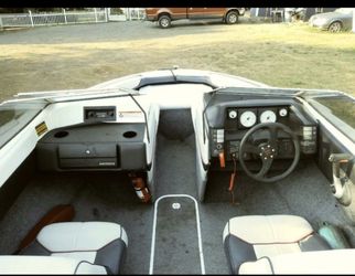 1990 Bayliner boat