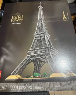 LEGO Eiffel Tower