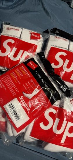 Supreme socks