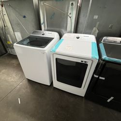 SAMSUNG WASHER AND ELECTRIC DRYER