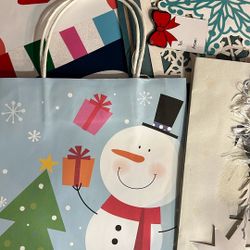 Holiday Gift Bags 