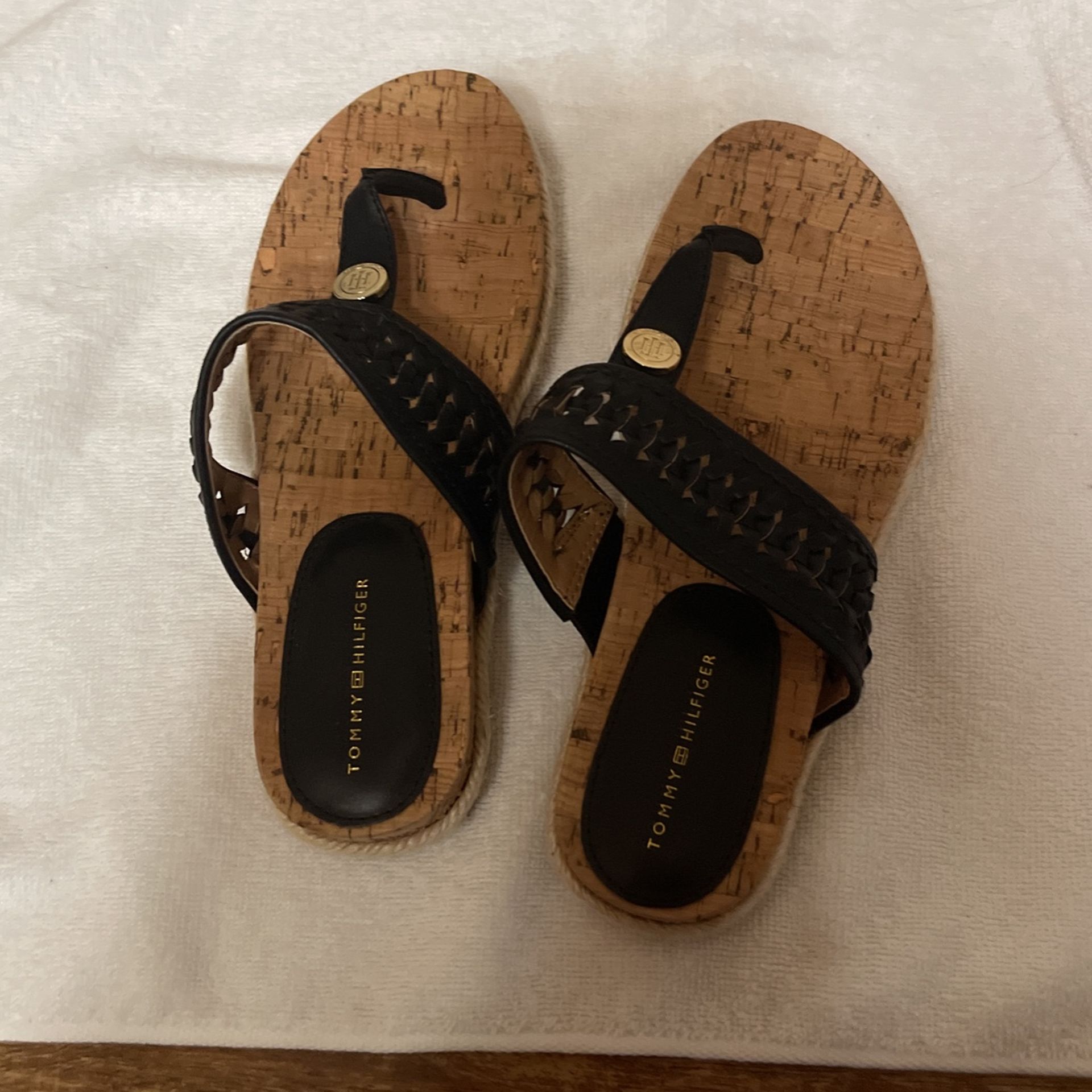 Tommy Hilfiger Sandals size 6