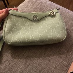 Gucci Purse (authentic)