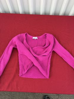 Long Sleeve / Crop Sweater