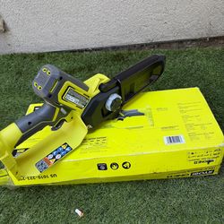 RYOBI
ONE+ 18V Cordless Wet/Dry Hand Vacuum (Tool Only)