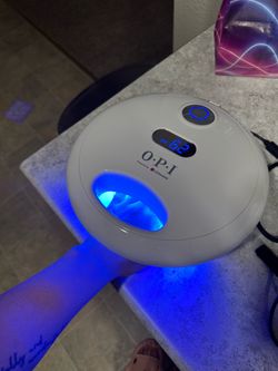 OPI Duel Cure LED/UV Lamp powered by LG