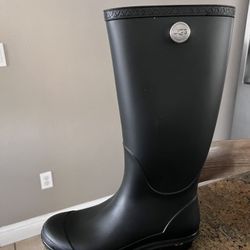 Rain boots