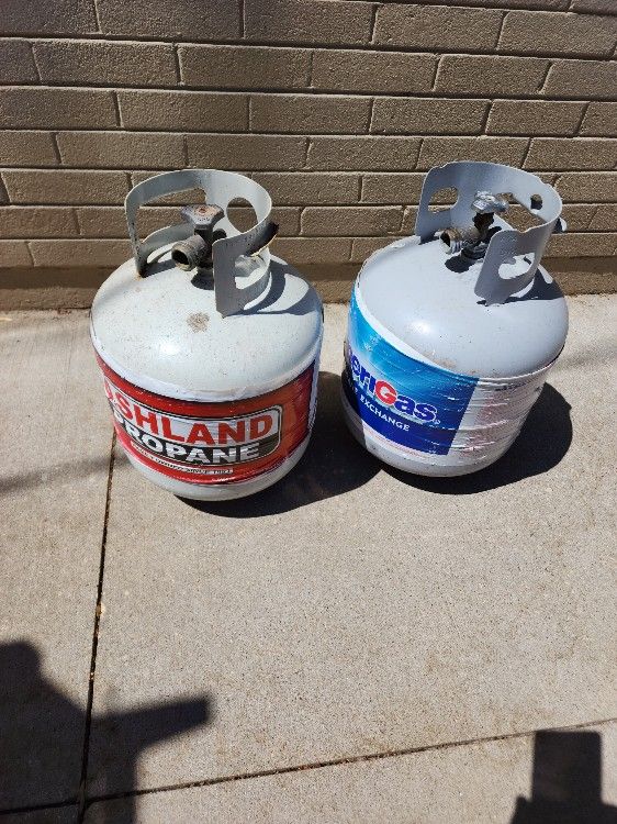 20 Lb Propane Tanks
