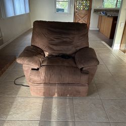 Lounge Chair Free