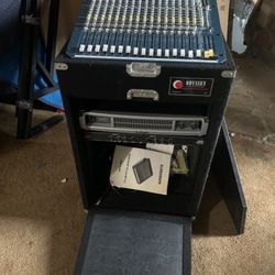 Amplifier With All Pieces In It Desc More Info 