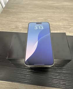 iPhone 15 Pro Max 256gb AT&T / Cricket