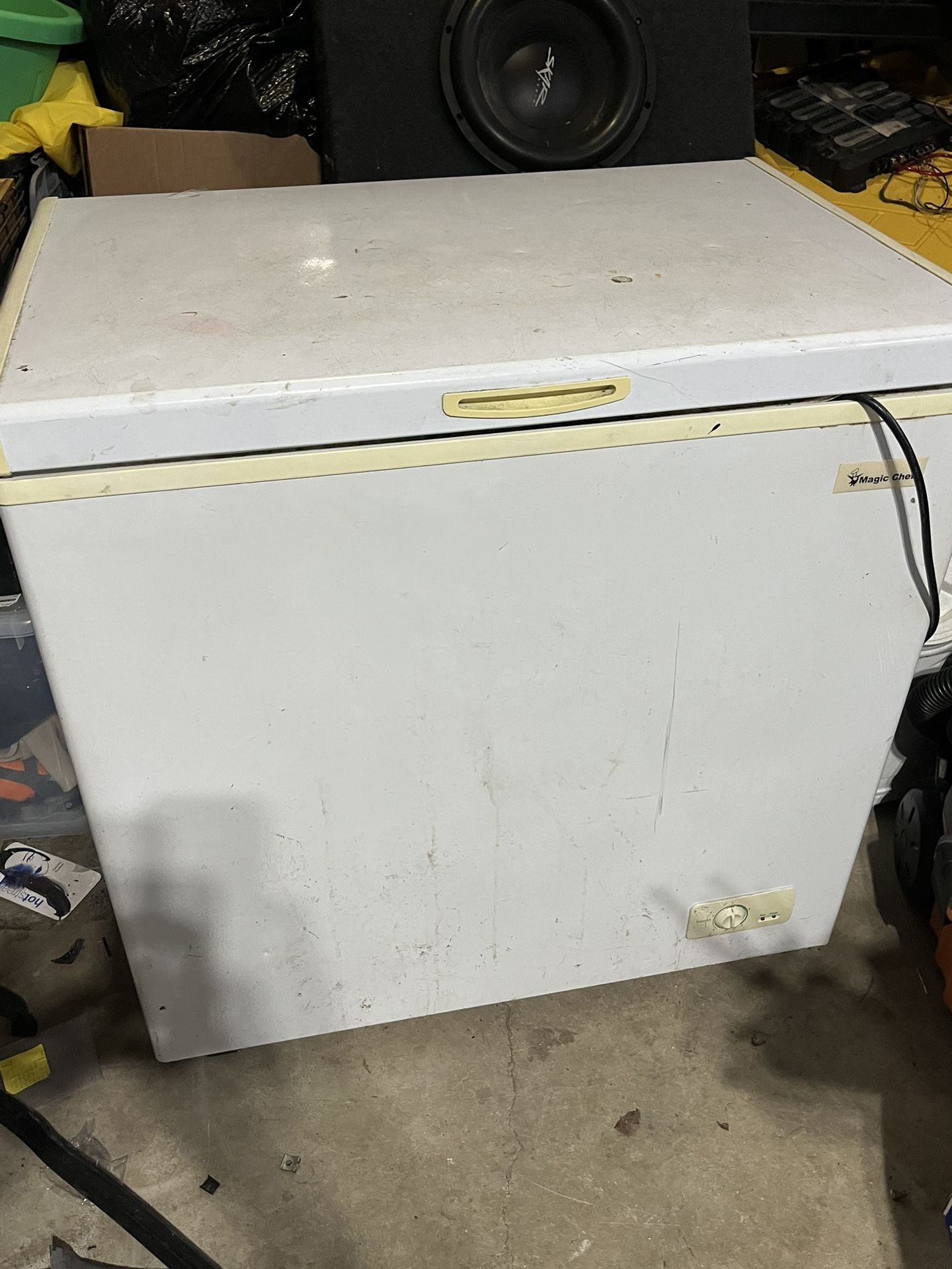 Deep freezer