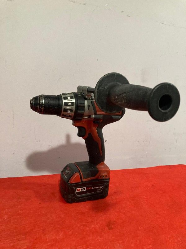 Milwaukee M18 Cordless 1/2in. Hammer Drill With XC3.0 Battery (Charger Not Included)