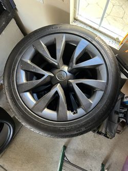 2022 Model X 20 Inch Weeks And Tires