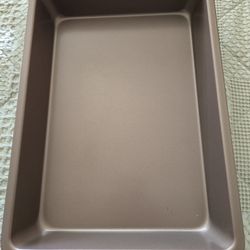 New 9x13" Nonstick Farberware rectangular bakeware pan only $8!