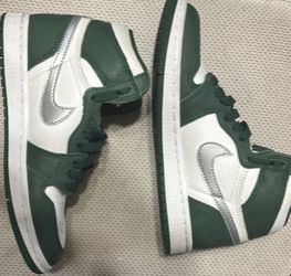 Nike Air Jordan 1 Retro High OG Green/Metallic Silver Mens 4.5 /  woman 6
