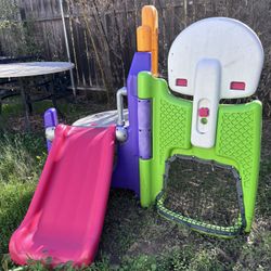 Toddler slide and basketball hoop