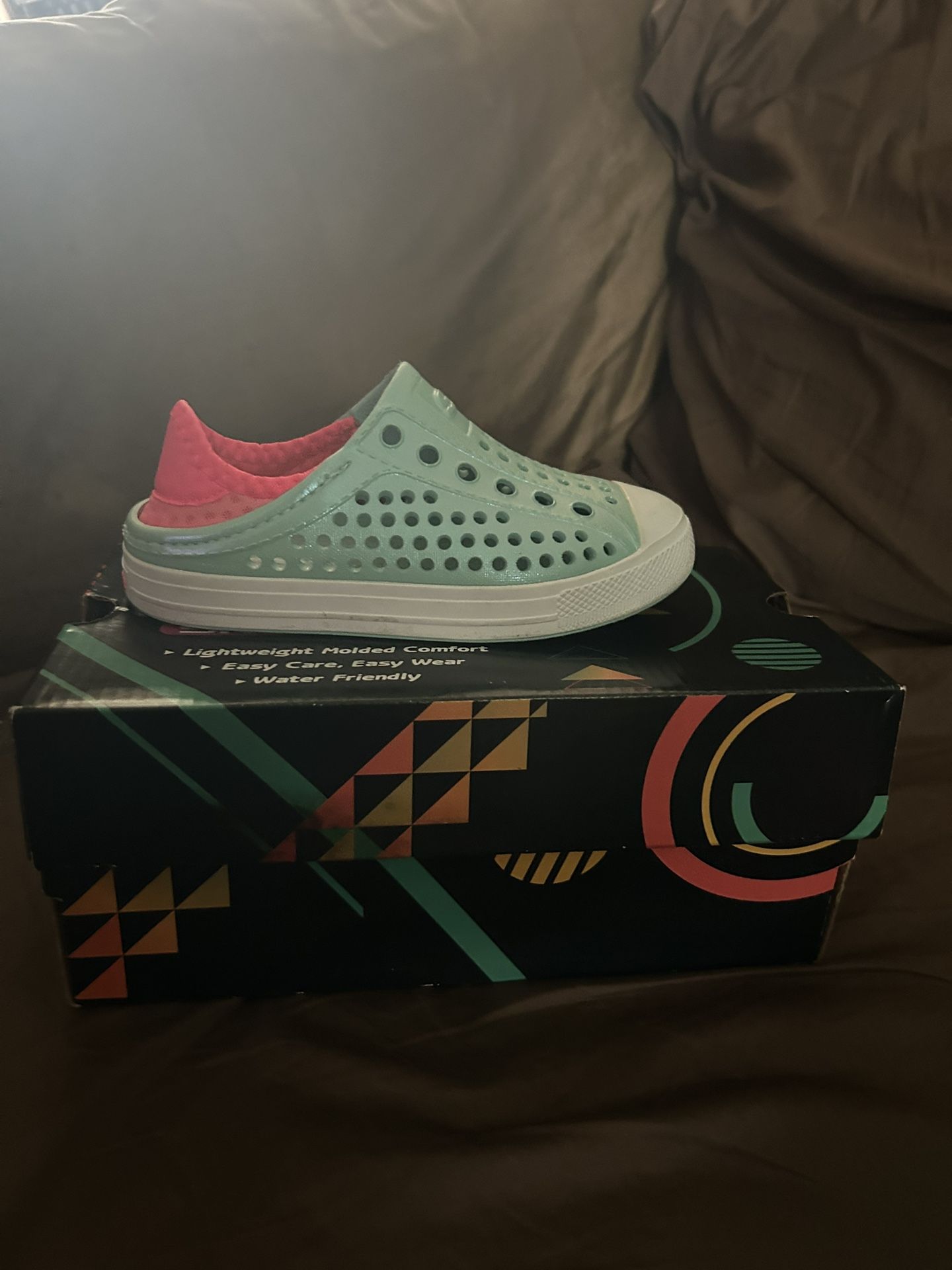 Kids Skechers Foamies Shoes- Size 11 $10