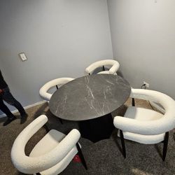 CHIC BRAND NEW DINING SET SAME DAY DELIVERY 