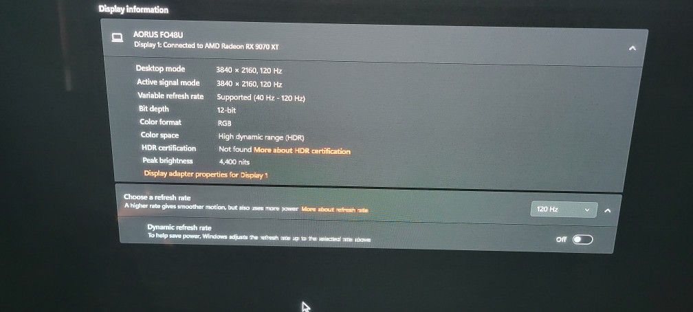 AORUS F048U OLED MONITOR 