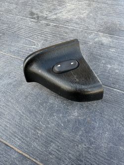 02-07 Ford F250 Right Rear Door Window Switch 