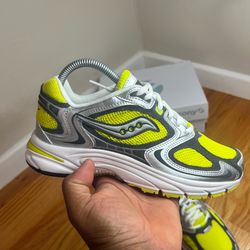 Saucony Grid Jazz 9 Yellow Silver Size 5.5M/7W
