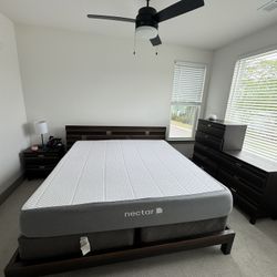 King Size Wooden Bed Set
