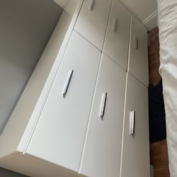 White Dresser & Nightstand Tables 