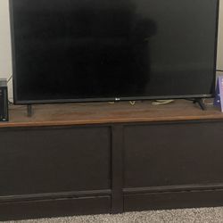 LG 32 Inch TV