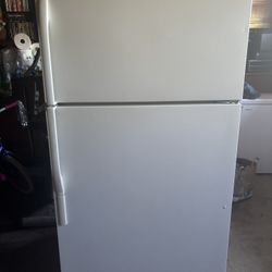 Maytag Refrigerator 