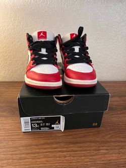 Kids Jordan’s size 13c