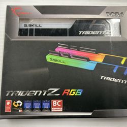 G. SKILL Trident Z RGB 32GB DDR4 3200 MHz (2x8GB）