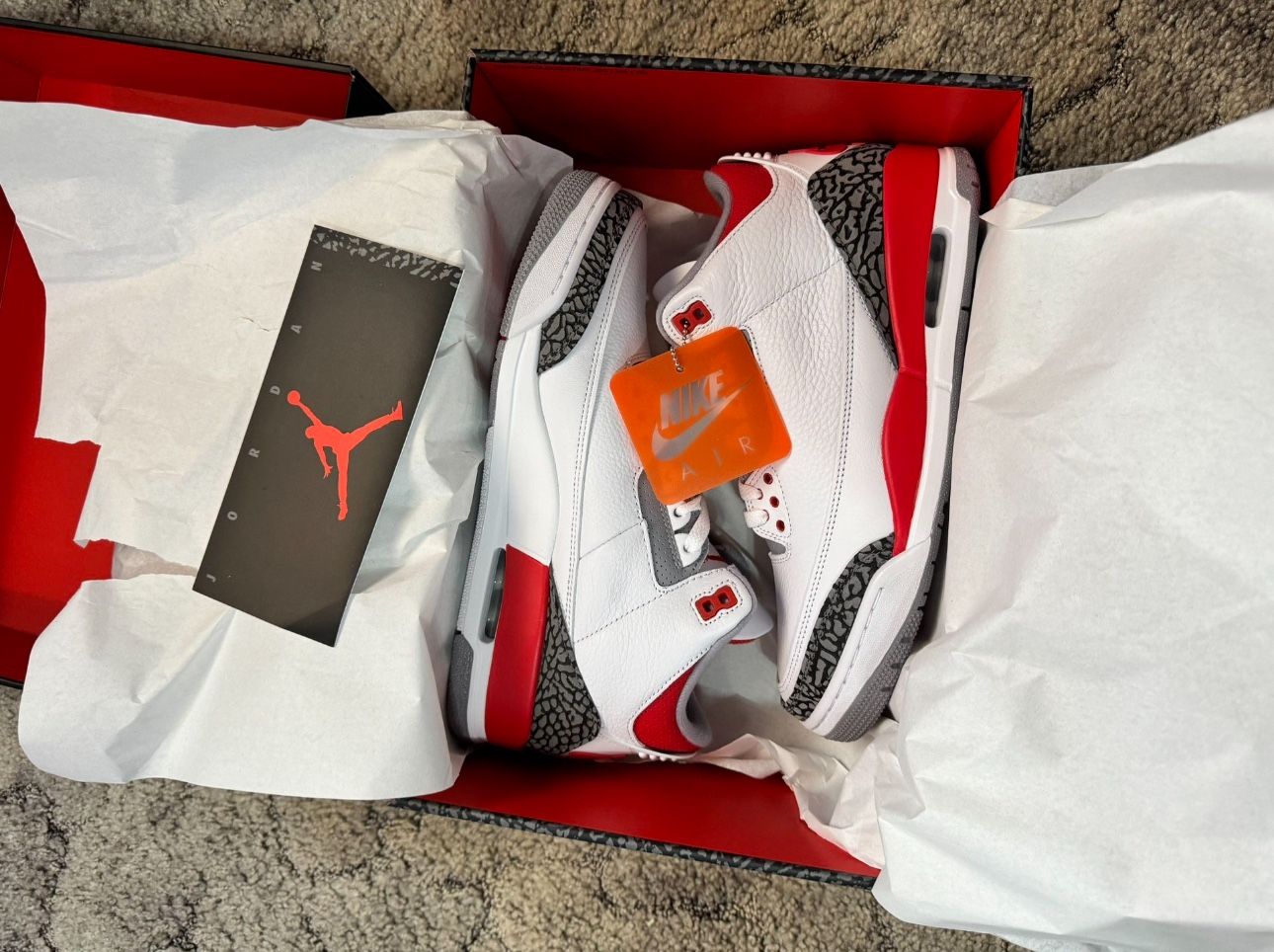 Jordan 3 Fire Red Size 9.5