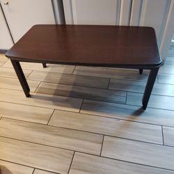 Coffee Table / Mesa De Sentro