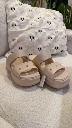 Crocs soho two strap w8