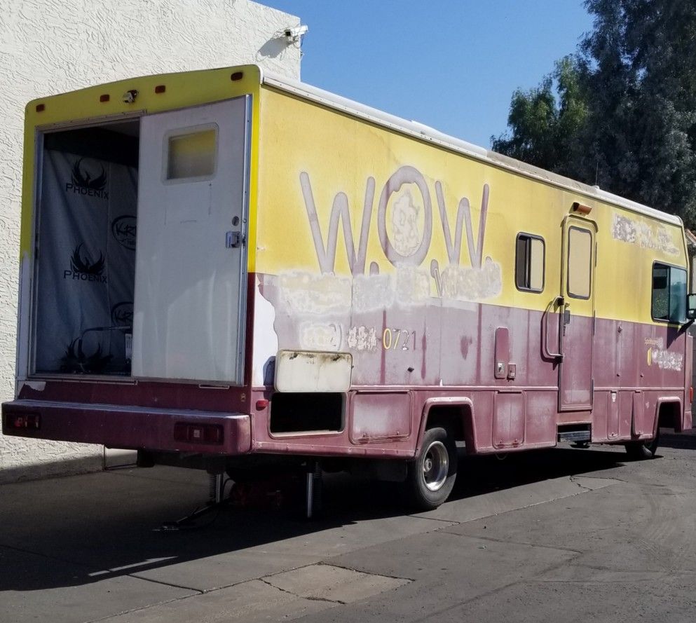1997 F53 Class A RV.