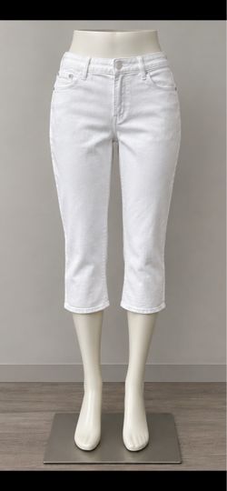 Old Navy Woman’s White Denim Capri Pants