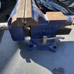 Vise For Workbench 