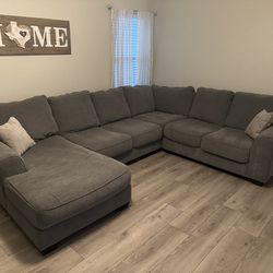 4-Piece Gray Sectional W/ Chaise