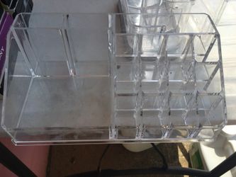 Makeup holder