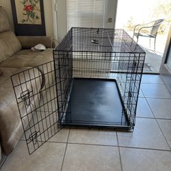 XL dog crate,only use one time,like new,please read details and see picture