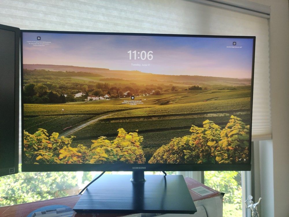 Samsung 27 Inches Computer Monitor 2k