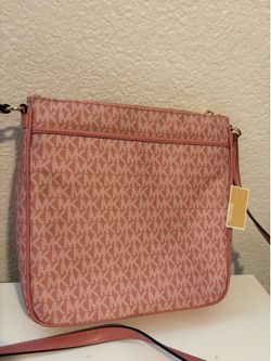 Michael Kors purse brand new Bamboleo💁‍♀️