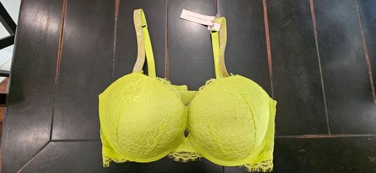 38 D VS bra