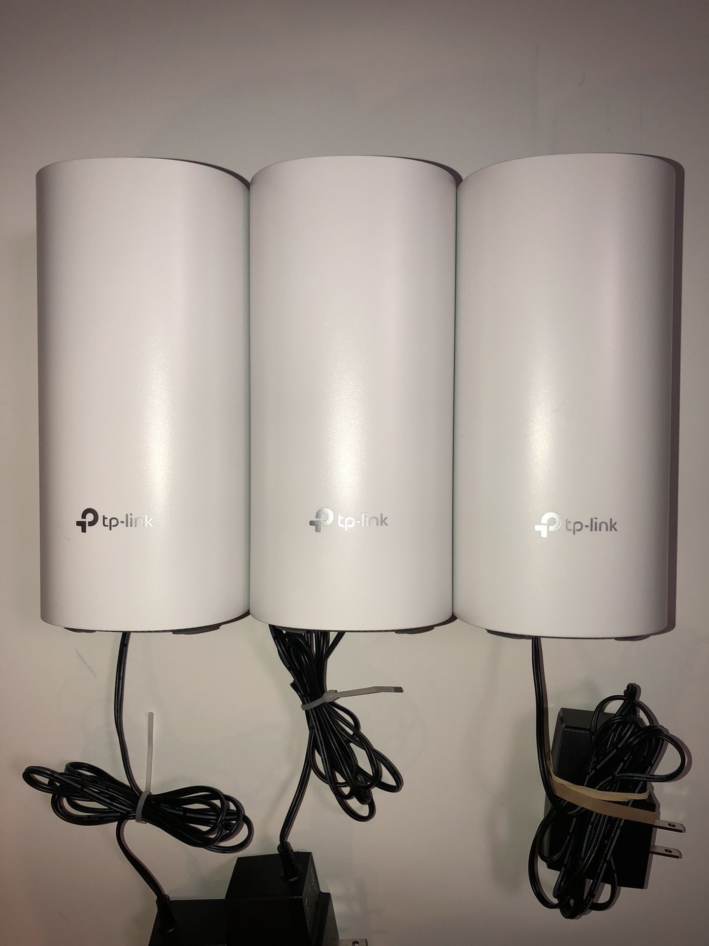 TP Link AC1200 Home WiFi Deco E4R 2.4 GHz and 5 GHz Radio SET OF 3